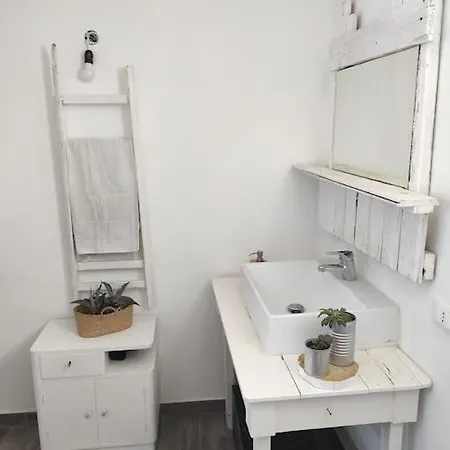 Semesterbostad Casa Cardillo Tra Mare E Monti